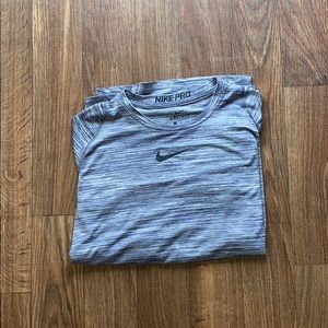 Nike  pro long sleeve tee